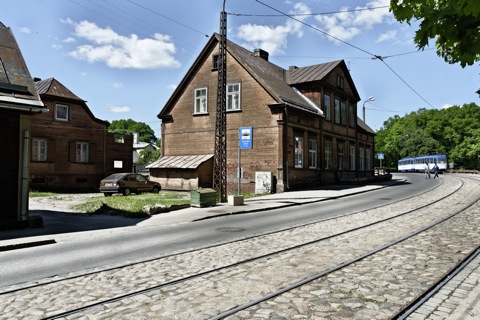 Bild: Unterwegs auf Fototour im Stadtteil Torņakalns in Rīga. NIKON D700 mit AF-S NIKKOR 28-300 mm 1:3,5-5,6G ED VR.