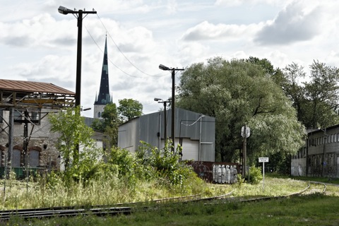 Bild: Unterwegs im Tallinner Stadtbezirk Kelmiküla mit NIKON D700 und AF-S NIKKOR 28-300 mm 1:3,5-5,6G ED VR.