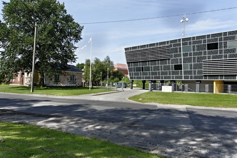 Bild: Unterwegs im Stadtteil Lasnamäe in Tallinn mit NIKON D700 und AF-S NIKKOR 28-300 mm 1:3,5-5,6G ED VR.