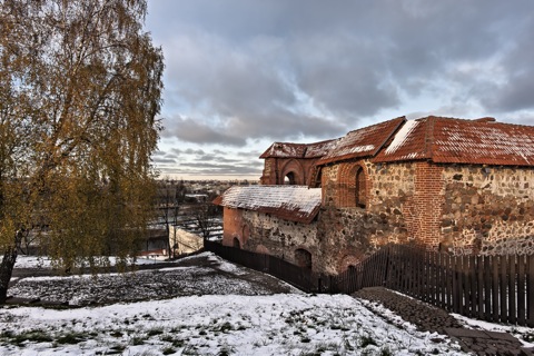 Bild: Die Reste der Burg des Großfürsten Gediminas in Vilnius. NIKON D700 mit CARL ZEISS Distagon T* 3.5/18 ZF.2.