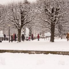 Bild: Die Eisfiguren im Park von Kadriorg sind ein Magnet für Groß und Klein. Hier im Hohen Norden halten die Eisfiguren den ganzen Winter.
