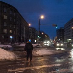 Bild: Kreuzung in Maakri am frühen Morgen.