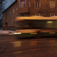 Bild: Busse sind das Nahverkehrsmittel der Wahl in Tallinn. Es gibt keine U- oder S-Bahnen.
