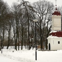 Bild: Kirche im Kalamaja Kalmistupark.