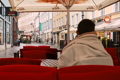 Fototour: Unterwegs an einem regnerischen Sommerabend in der Altstadt von Tallinn. Restaurant in der Vana Viru. NIKON D700 und AF-S NIKKOR 24-120 mm 1:4G ED VR.