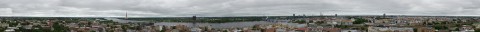 Bild: Ein Panoramafoto von ganz Riga - aufgenommen vom Turm der Akademie der Wissenschaften in Riga. NIKON D700 mit TAMRON SP 24-70mm F/2.8 Di VC USD. ISO 200 ¦ f/11 ¦ 50 mm ¦ 1/80 s ¦ kein Blitz. Klicken Sie auf das Bild um es zu vergrößern.