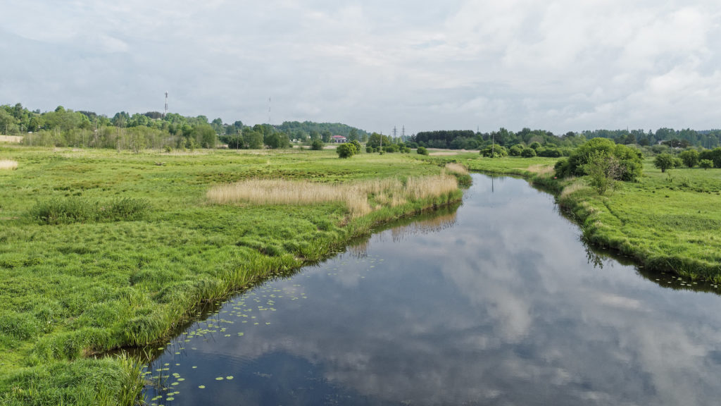 Bild: Der Fluss Abava in Kandava in Lettland.