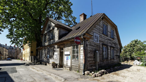 Bild: Cēsis ist eine nette Kleinstadt am Fluss Gauja. Die Stadt hat knapp über 17.000 Einwohner und liegt etwa 90 Kilometer nordöstlich von Rīga entfernt. Klicken Sie auf des Bild um es zu vergrößern.