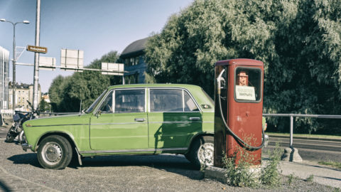 Bild: Ein wenig Ostalgie. Werbung in Tallinn. Aufnahme vom August 2012. Klicken Sie auf das Bild, um es zu vergrößern.