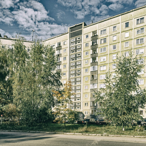 Image: The neighborhood of Zolitūde in Rīga. Multi-storey apartment buildings. Click on the image to enlarge it.